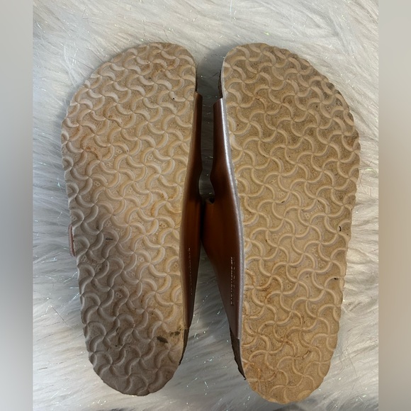 Girls Birkenstock rose gold sandals size 34 - Picture 8 of 8